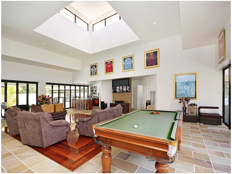 7 Bernborough Place, Bridgeman Downs QLD 4035