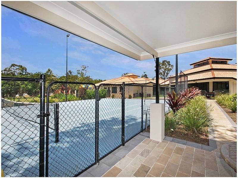 7 Bernborough Place, Bridgeman Downs QLD 4035