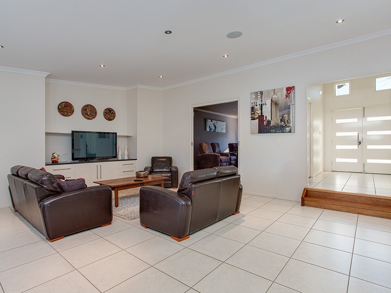 31 Meemar Street, Chermside QLD 4032