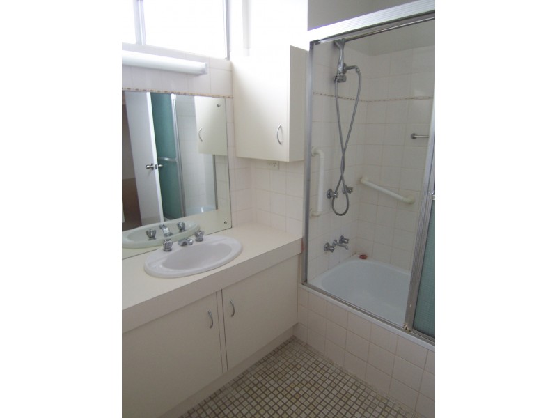 1/78 Curwen Terrace, Chermside QLD 4032