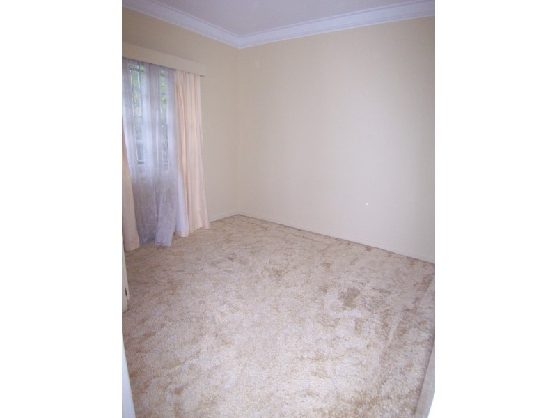 17 Dawn Street, Kedron QLD 4031