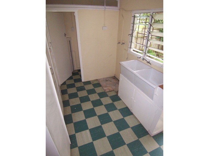 17 Dawn Street, Kedron QLD 4031