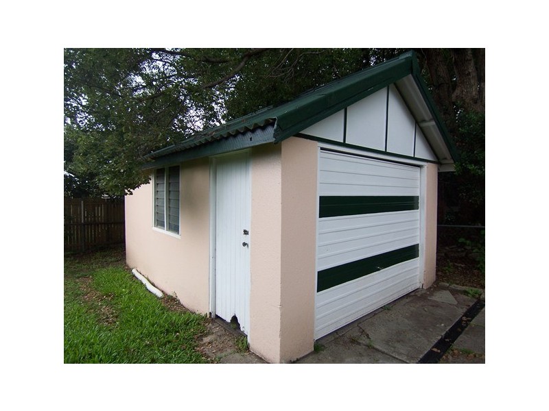 17 Dawn Street, Kedron QLD 4031