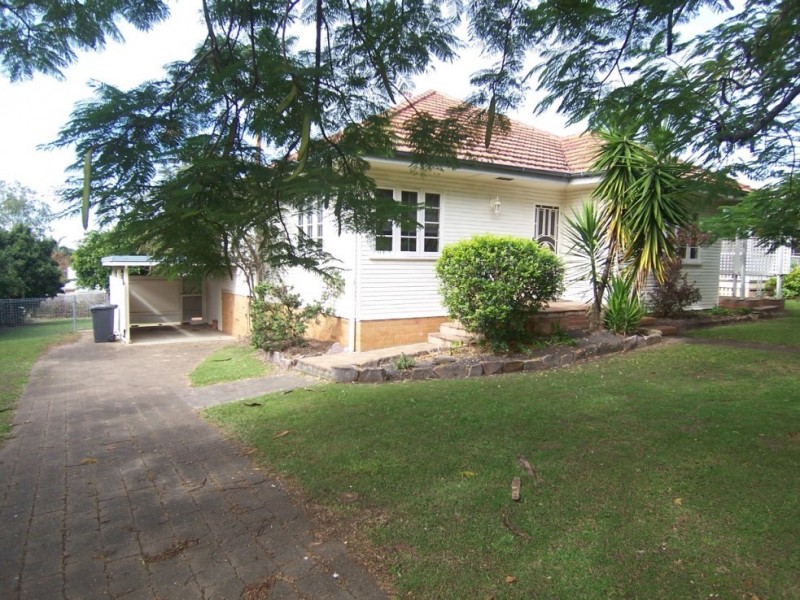 35 Aland Street, Wavell Heights QLD 4012