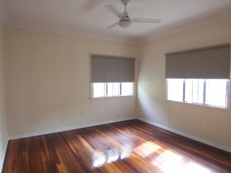 35 Aland Street, Wavell Heights QLD 4012