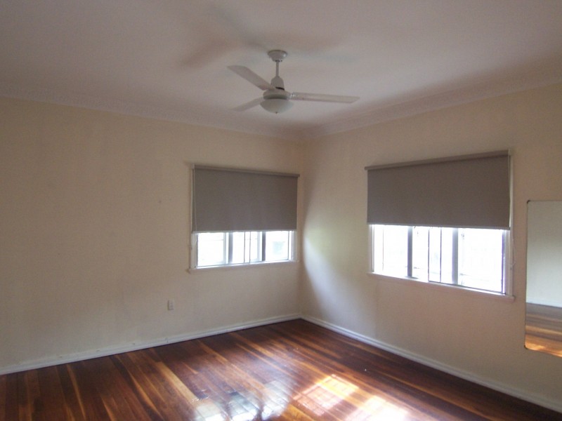 35 Aland Street, Wavell Heights QLD 4012