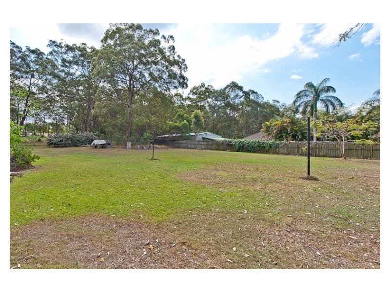 547 South Pine Road, Warner QLD 4500