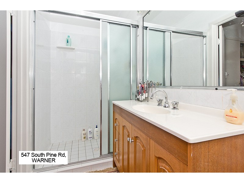 547 South Pine Road, Warner QLD 4500