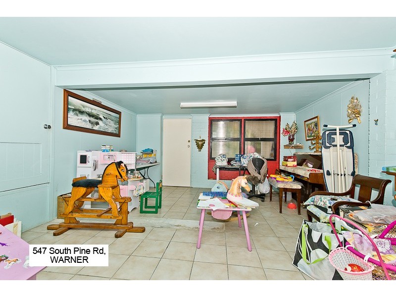 547 South Pine Road, Warner QLD 4500