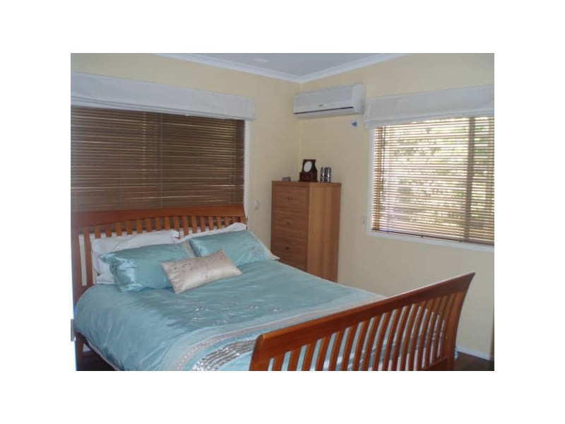 77 Bristol Road, Kedron QLD 4031