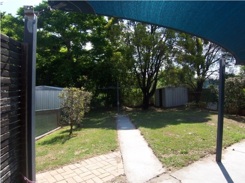 77 Bristol Road, Kedron QLD 4031