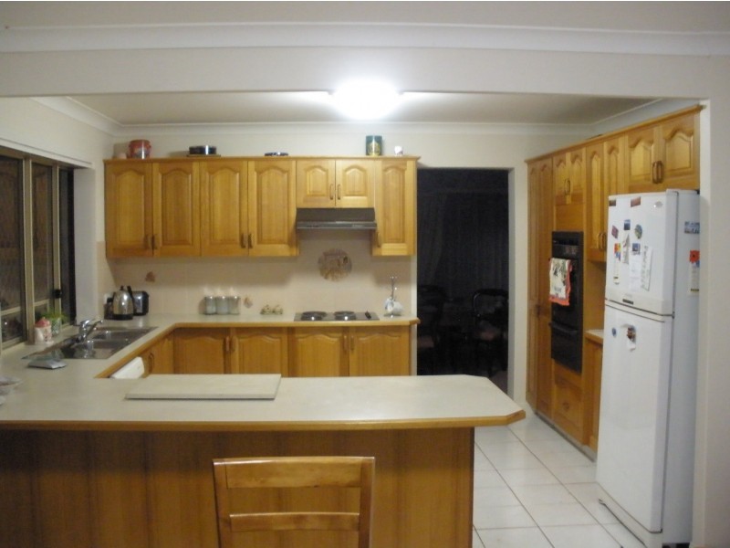 7 Huntingdale Court, Albany Creek QLD 4035