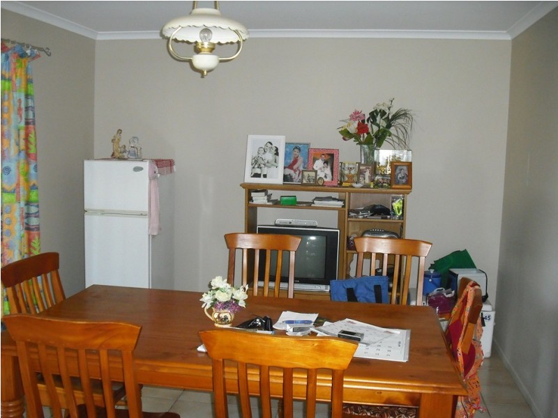 1 St Marcel Court, Petrie QLD 4502