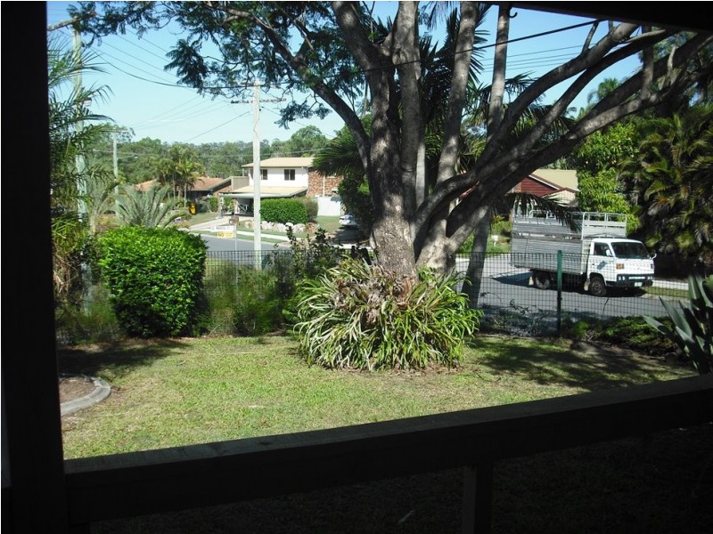 1 St Marcel Court, Petrie QLD 4502