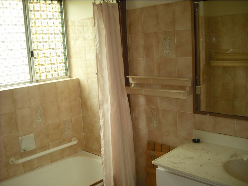 1/37 Campbell Terrace, Wavell Heights QLD 4012