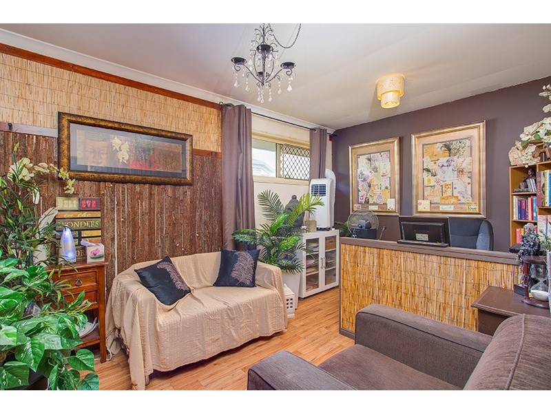 6 Athabasca Close, Wavell Heights QLD 4012