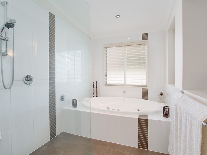 31 Meemar Street, Chermside QLD 4032