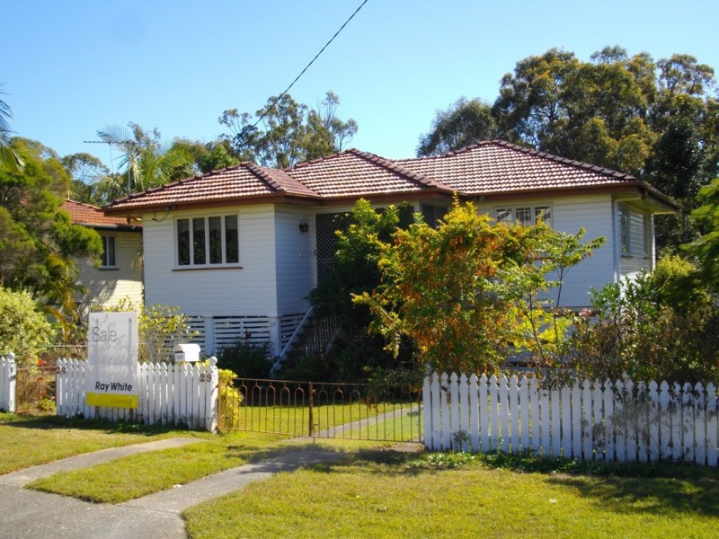 29 Reinhold Crescent, Chermside QLD 4032