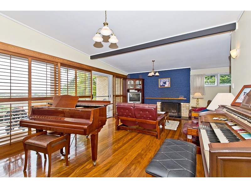 50 Montclair Street, Aspley QLD 4034