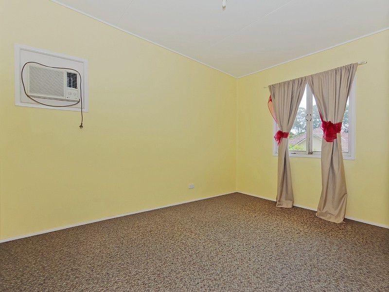 15 Duffy Street, Zillmere QLD 4034