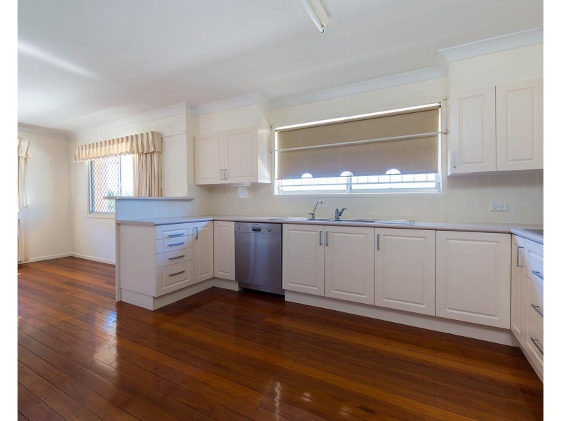 27 Kilburn Street, Chermside QLD 4032