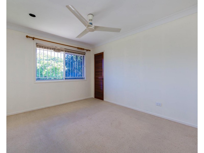 27 Kilburn Street, Chermside QLD 4032