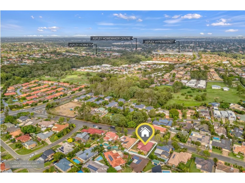 19 Bangalow Street, Bridgeman Downs QLD 4035