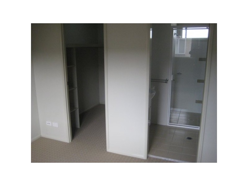 2/10 Church Road, Zillmere QLD 4034