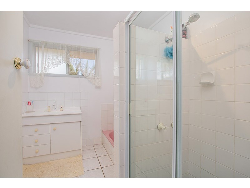 9 Valiant Street, Chermside West QLD 4032