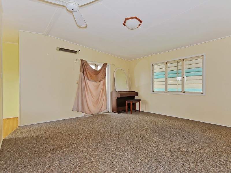 15 Duffy Street, Zillmere QLD 4034