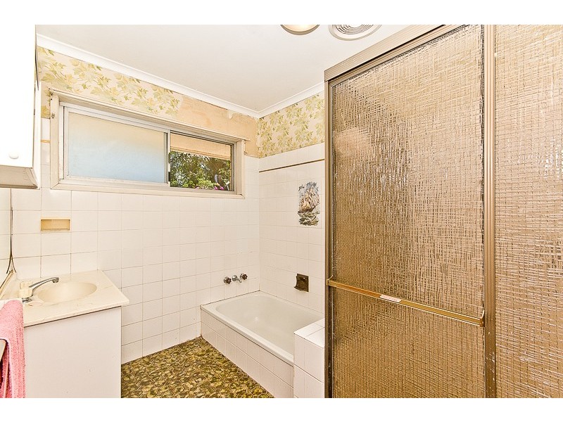 17 Candlebark Street, Aspley QLD 4034