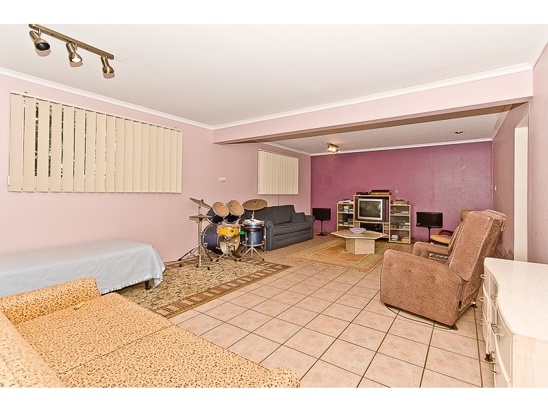 17 Candlebark Street, Aspley QLD 4034