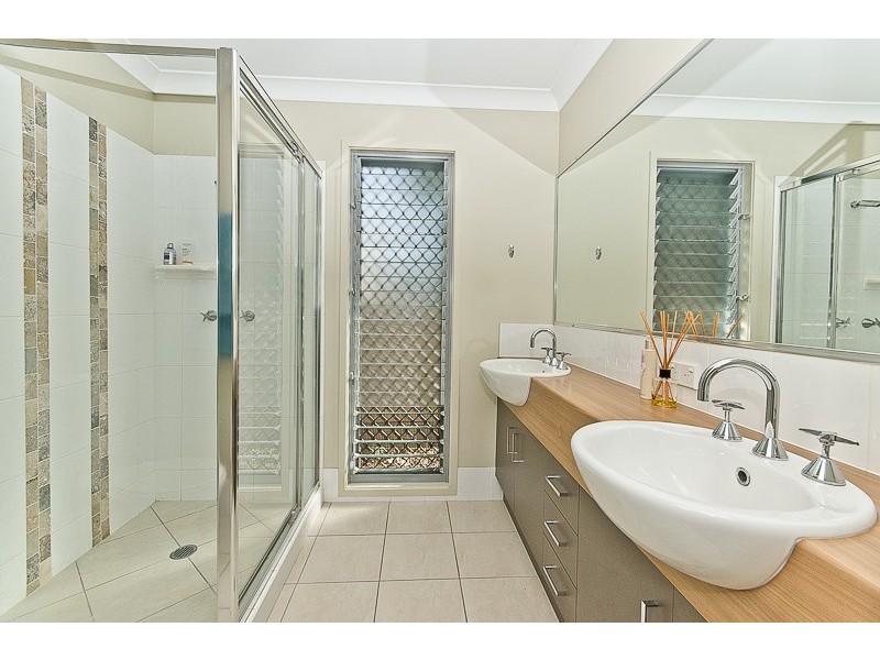 1/23 Grays Road, Gaythorne QLD 4051