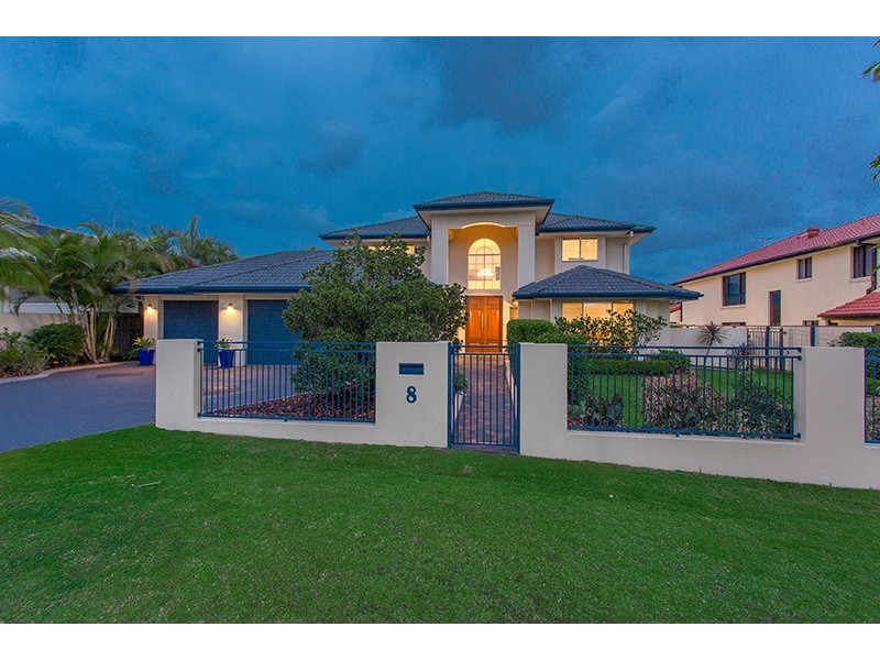 8 Estonia Avenue, Bridgeman Downs QLD 4035