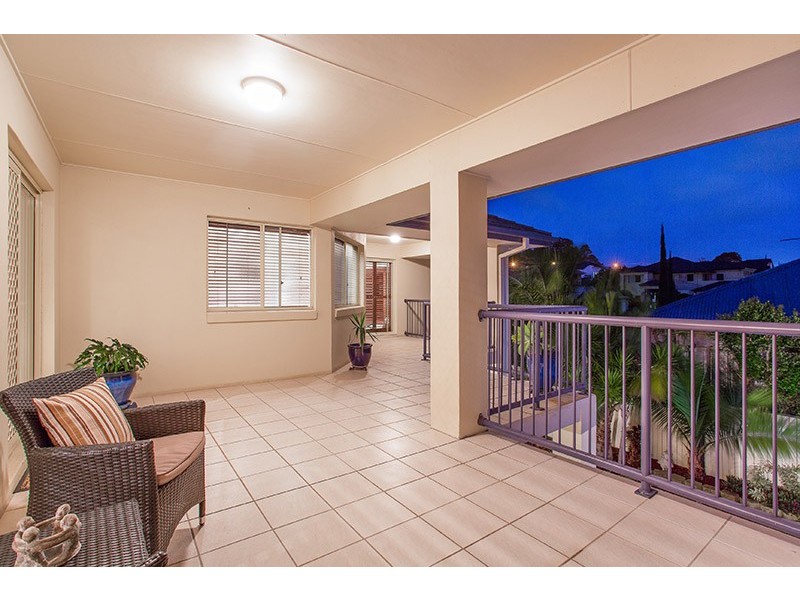 8 Estonia Avenue, Bridgeman Downs QLD 4035