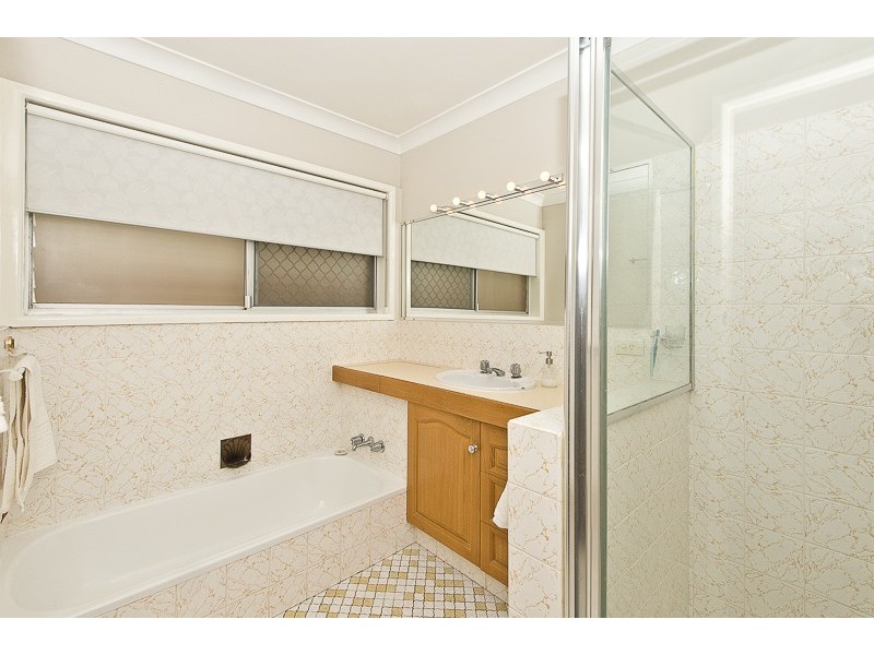 33 Ben Street, Chermside West QLD 4032