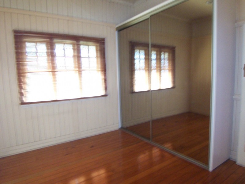 31 Mermaid Street, Chermside QLD 4032
