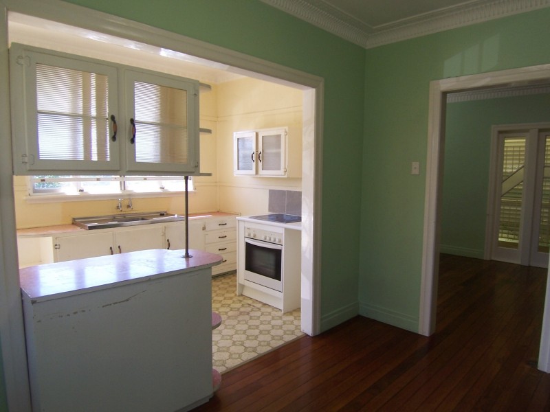 27 Kingsmill Street, Chermside QLD 4032