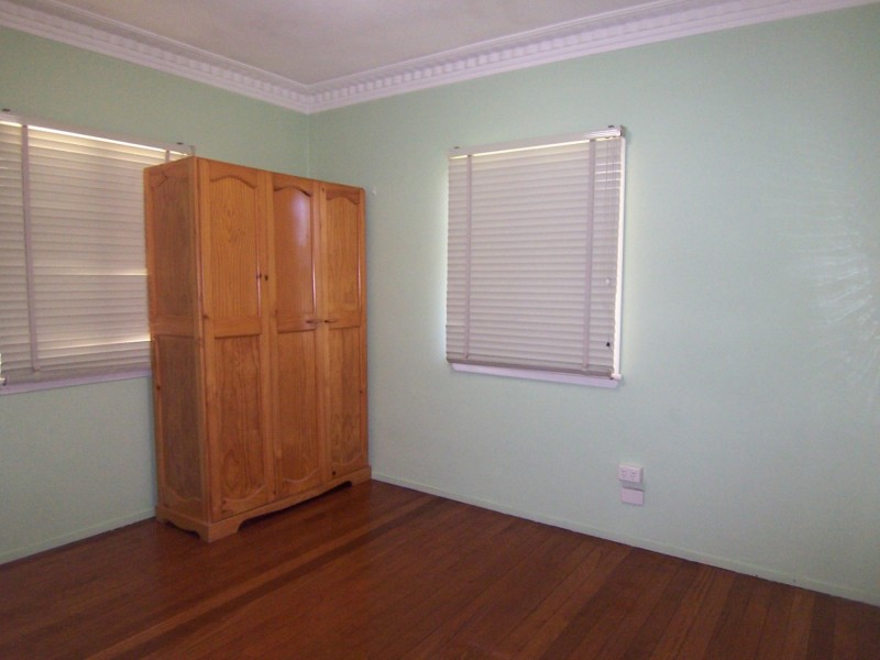 27 Kingsmill Street, Chermside QLD 4032