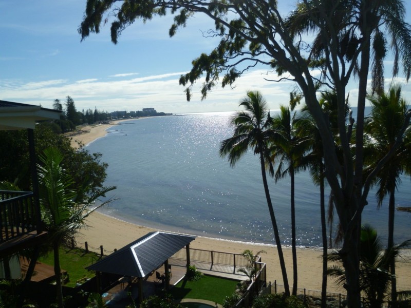 18 Whytecliffe Parade, Woody Point QLD 4019