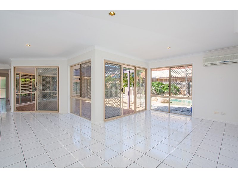 51 Coolabah Crescent, Bridgeman Downs QLD 4035