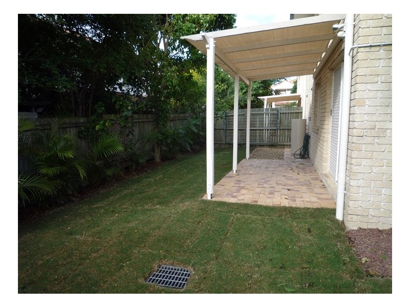 1/12 Greenbank Street, Chermside QLD 4032