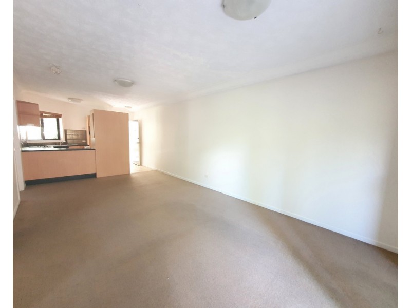 6/42 Hilltop, Chermside QLD 4032