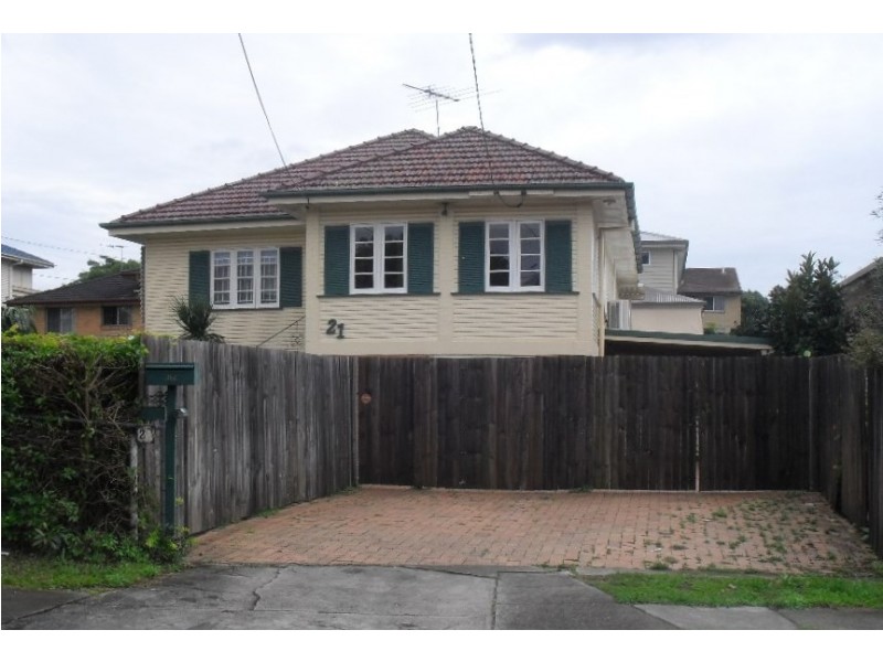 21 Bouchard Street, Chermside QLD 4032