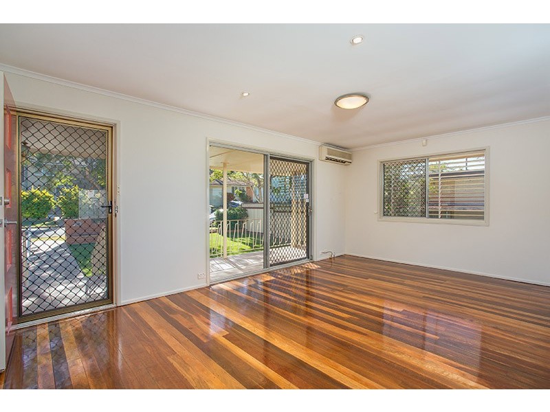 6 Pacific Street, Chermside West QLD 4032