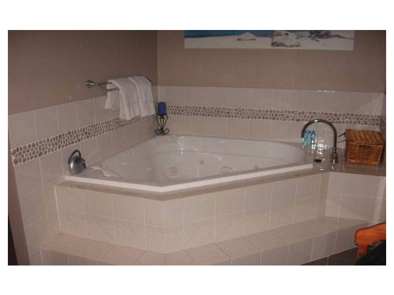 4 Oltrarno Place, Bridgeman Downs QLD 4035