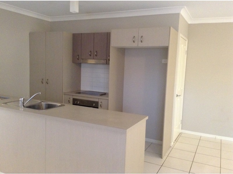 81 Curwen Terrace, Chermside QLD 4032