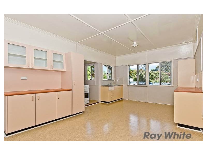 39 Ballantine Street, Chermside QLD 4032