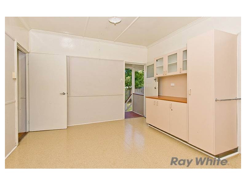 39 Ballantine Street, Chermside QLD 4032