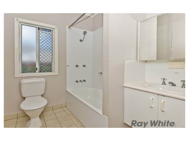 39 Ballantine Street, Chermside QLD 4032